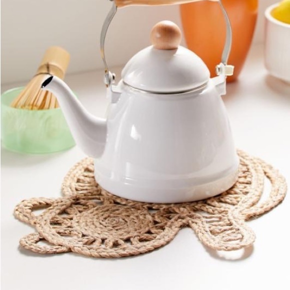 UO Natural Woven Straw Rattan Kitty Cat Trivet Heat Mat Protector - Picture 2 of 4